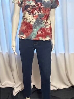Alfred Dunner Petite Butterfly Floral Embellished Top Short Sleeve Multicolor PM